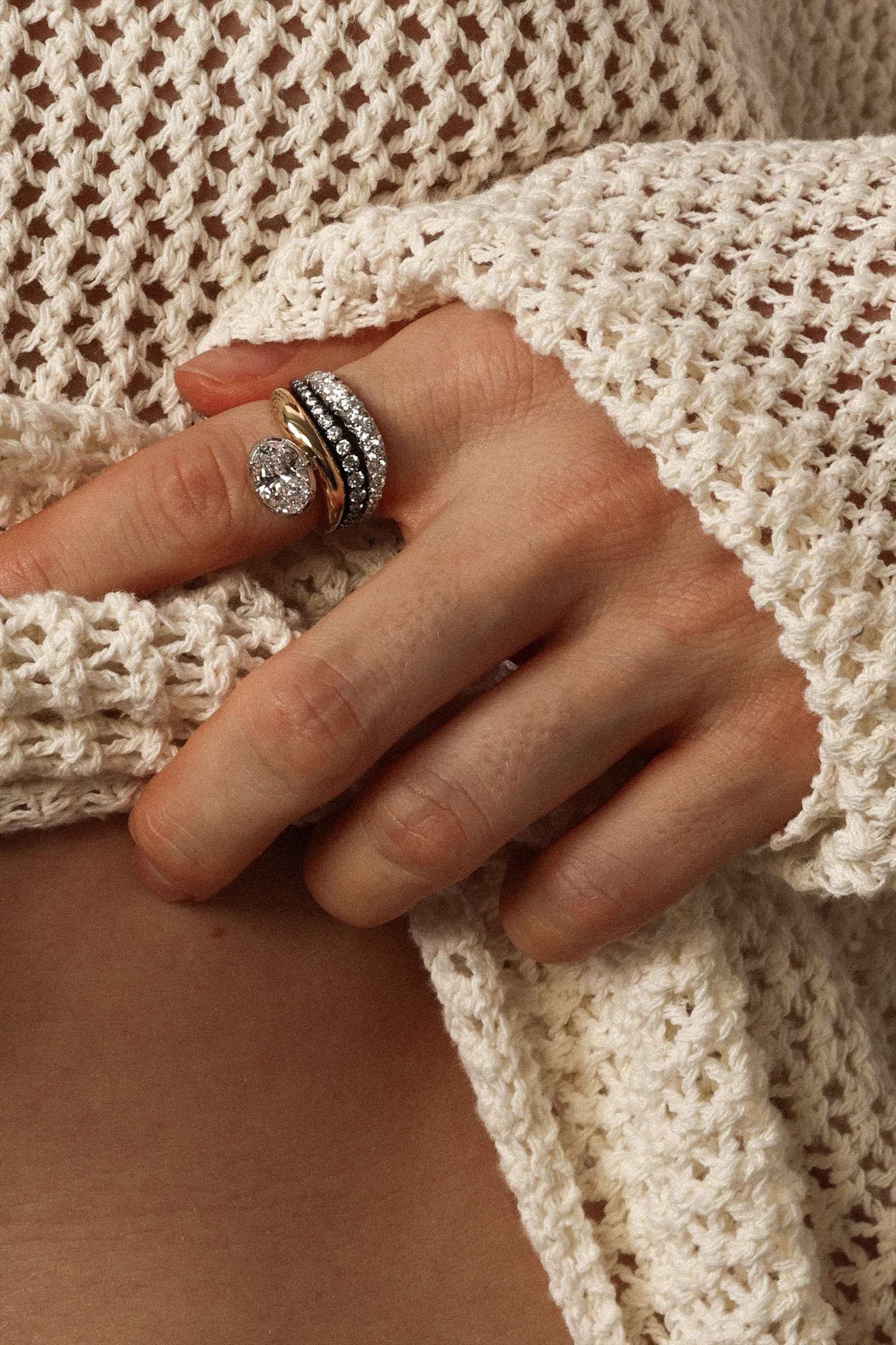 "Siren" Two-Tone Pavé Low Tide Diamond Band