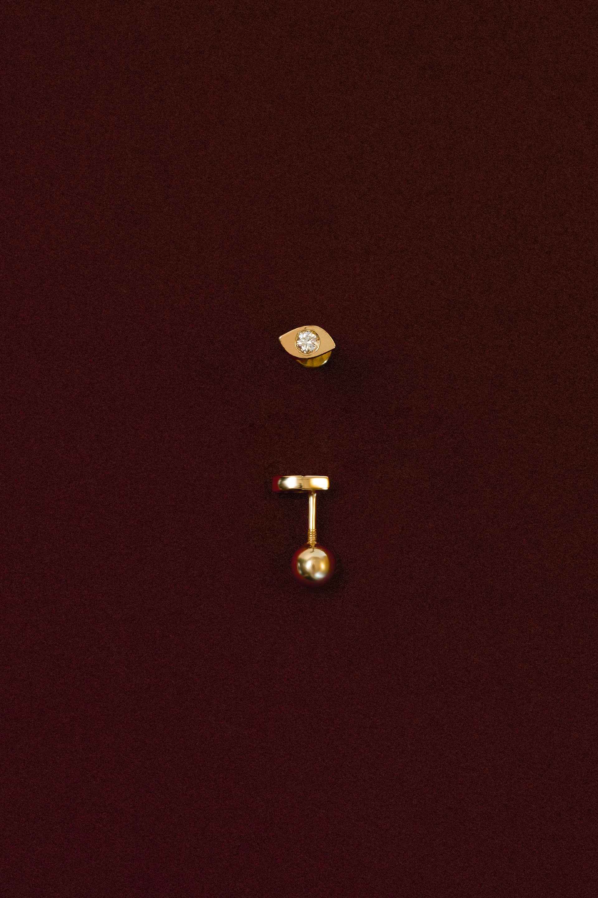“Nonchalant Eye” 18k Diamond Eyelet