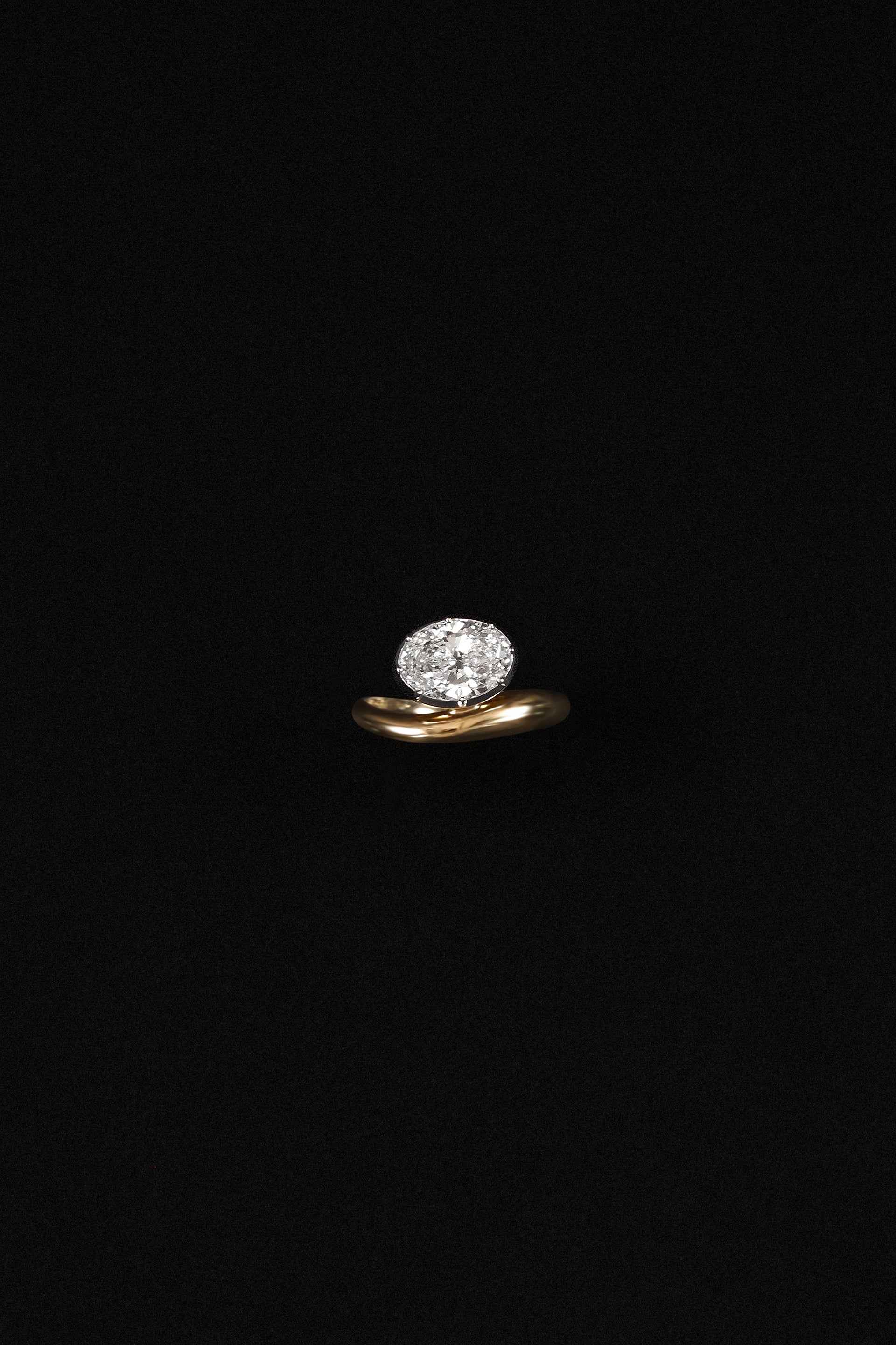 "Siren" Two-Tone Oval Diamond Tidepool Ring