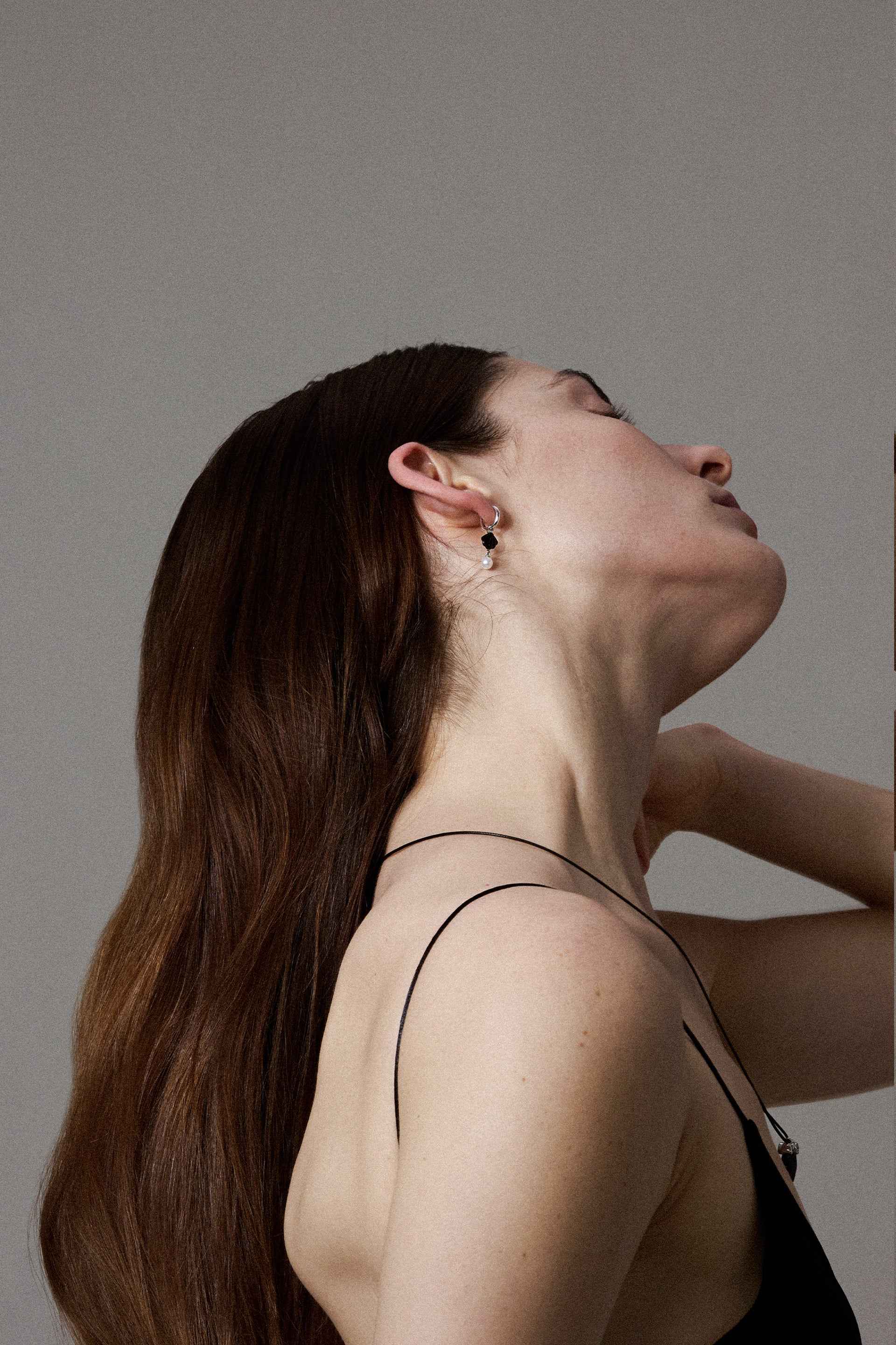"Siren" Pearl Onyx Cockle Earrings