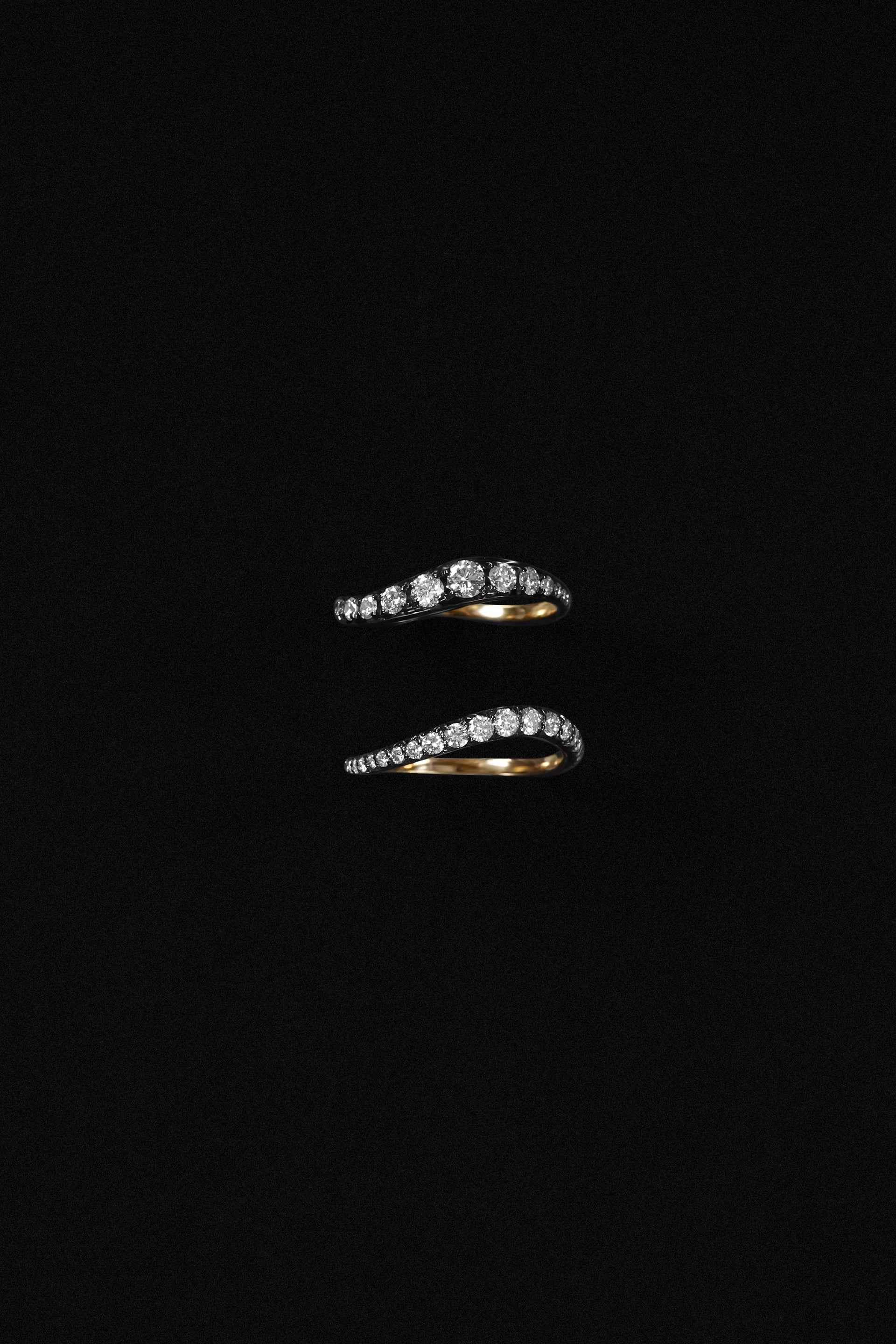 "Siren" Two-Tone Pavé Low Tide Diamond Band