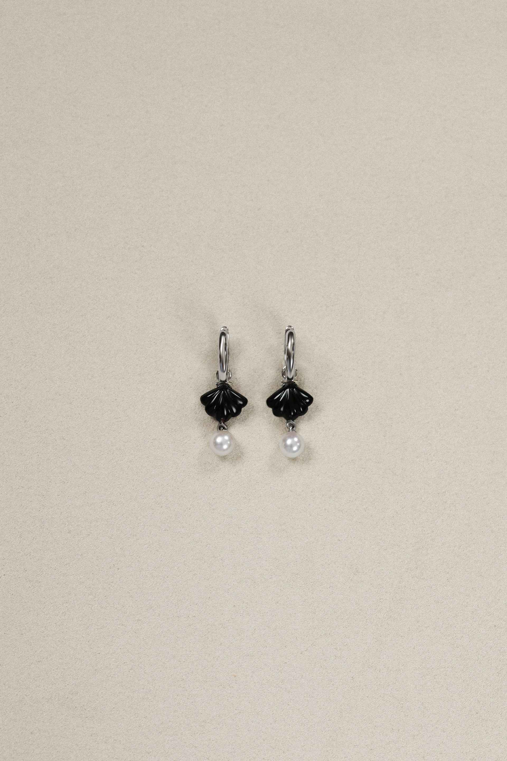 "Siren" Pearl Onyx Cockle Earrings