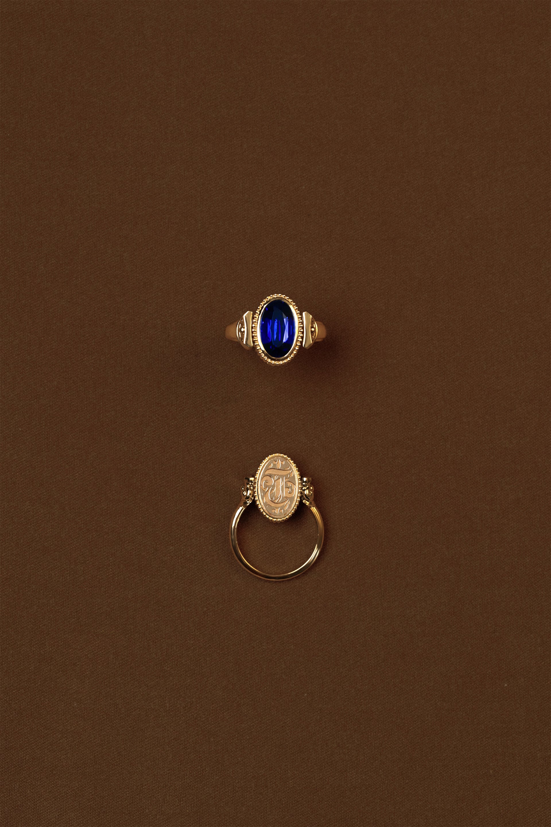“Regency” Sapphire Duality Signet Ring