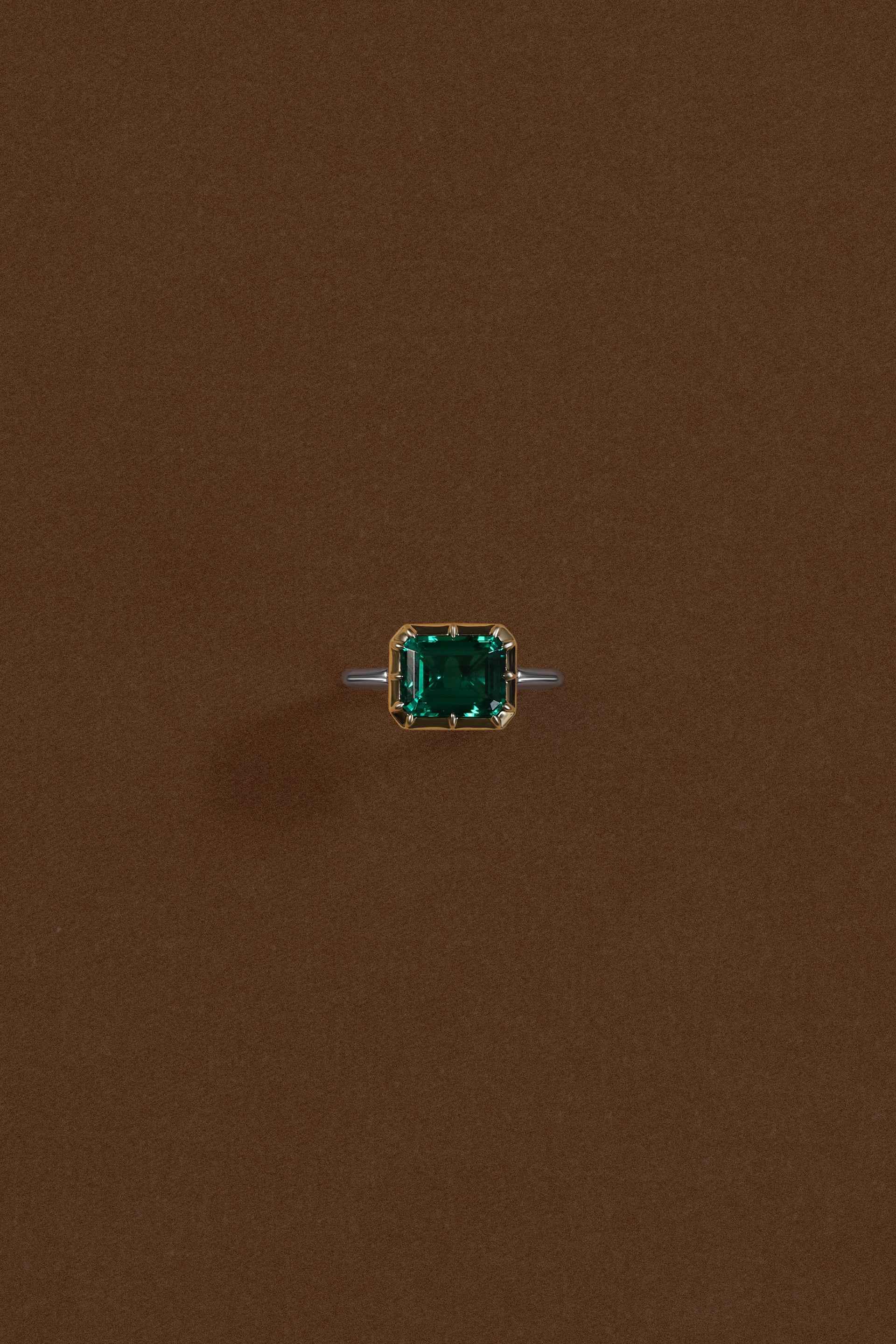“Regency” Two-Tone Sleeping Emerald Rose-Back Ring