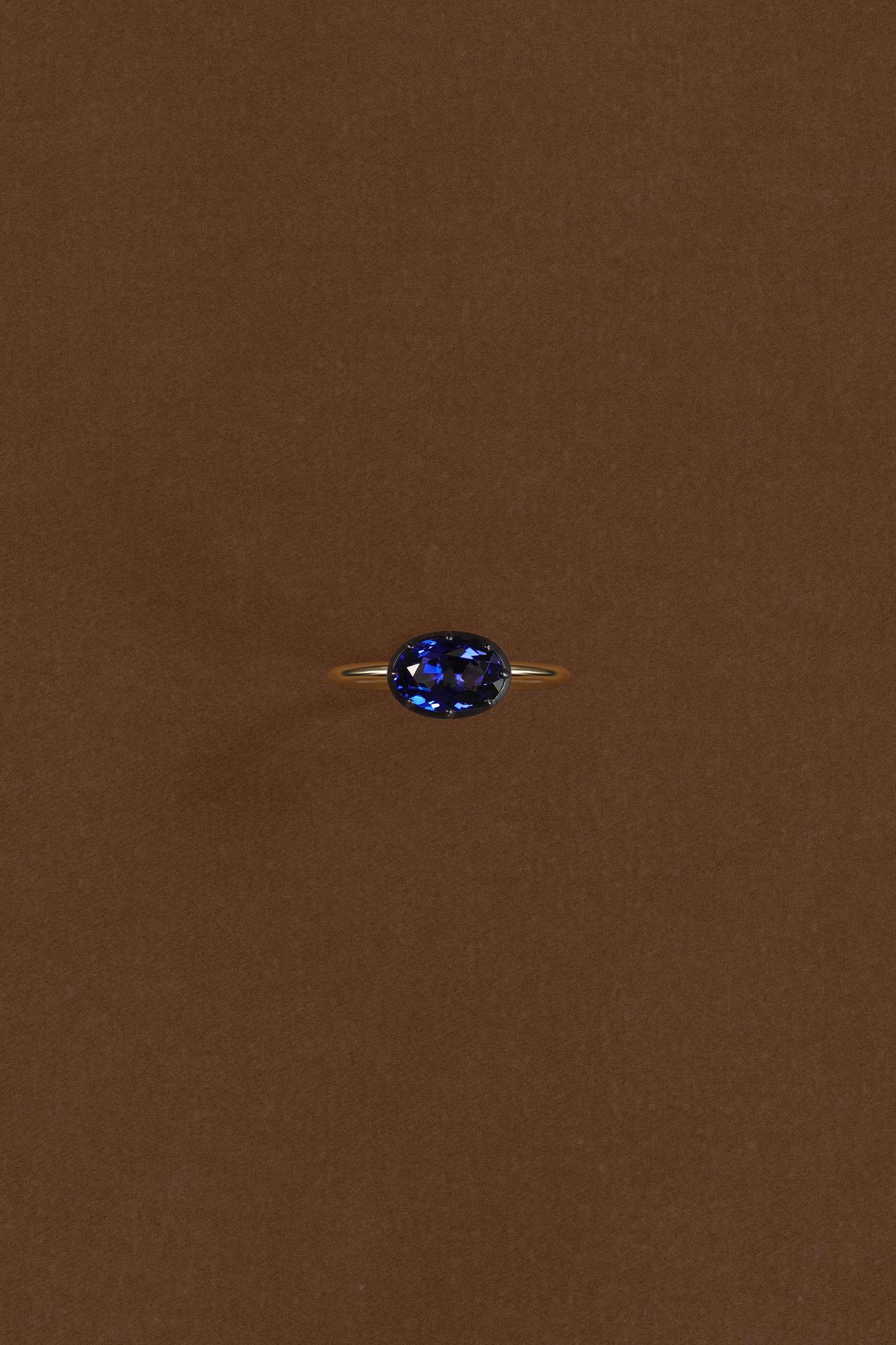 “Regency” Two-Tone Sleeping Oval Sapphire Rose-Back Ring