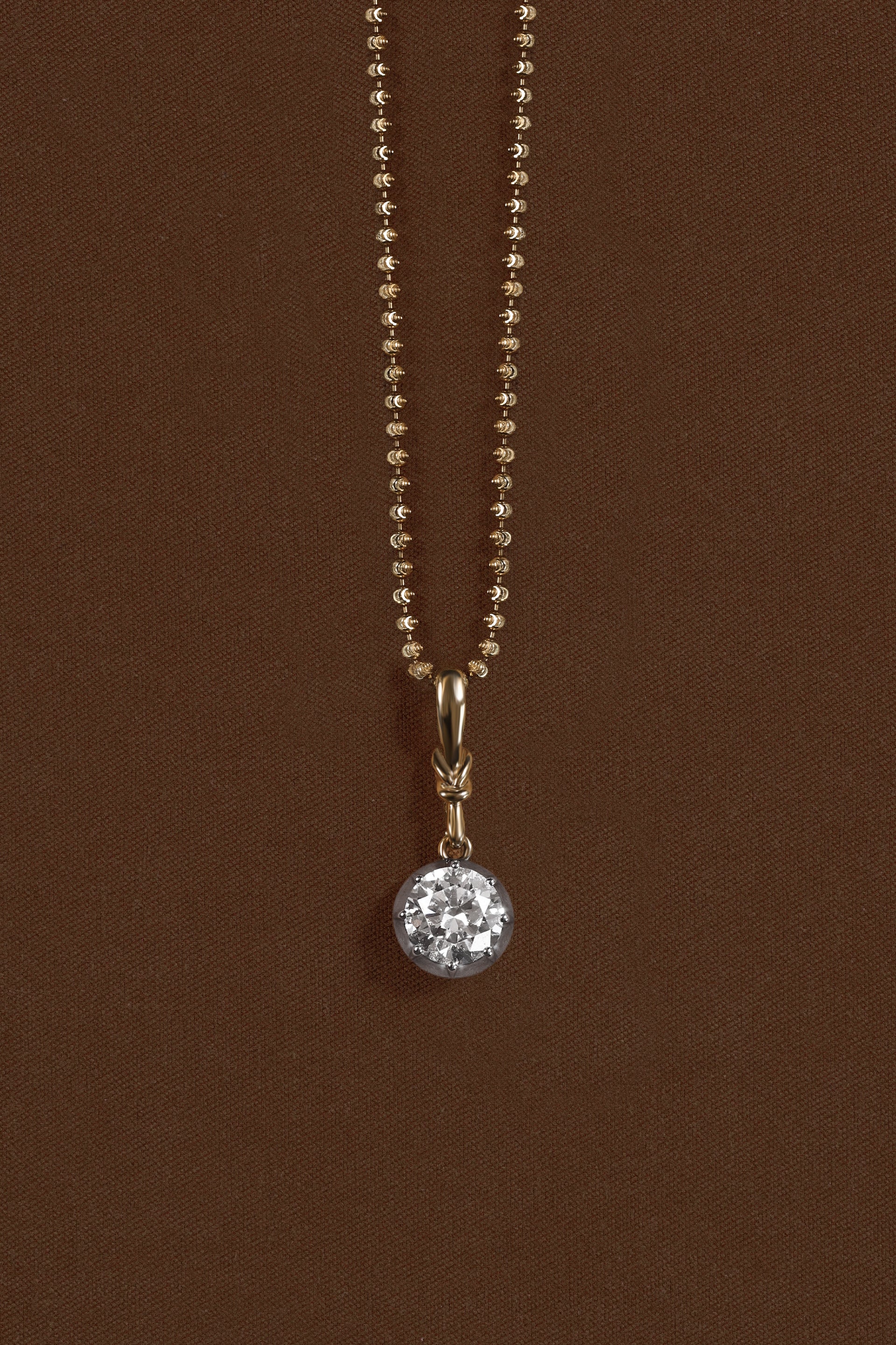 "Silk" Rose-Back Round Diamond Pendant Necklace
