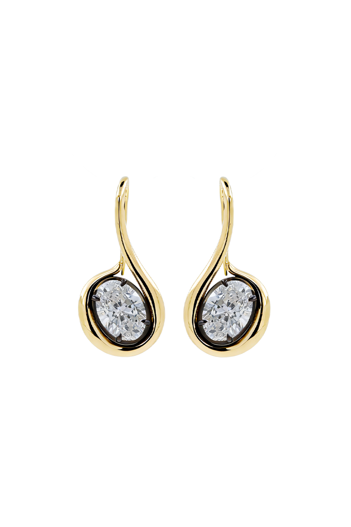 "MFE" Two-Tone Quaver Earrings