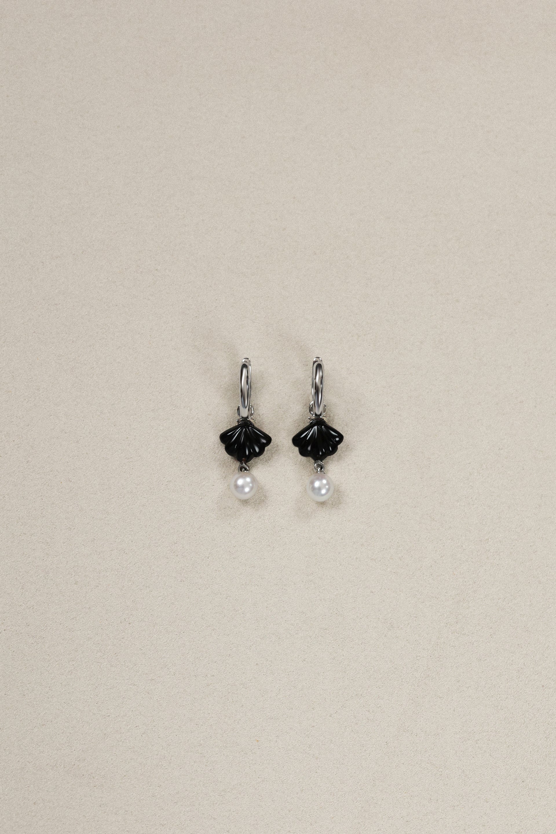 "Siren" Pearl Onyx Cockle Earrings