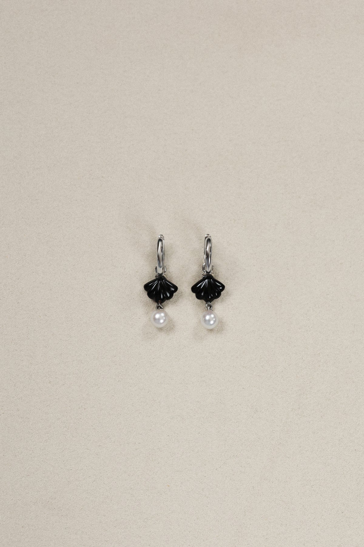 "Siren" Pearl Onyx Cockle Earrings