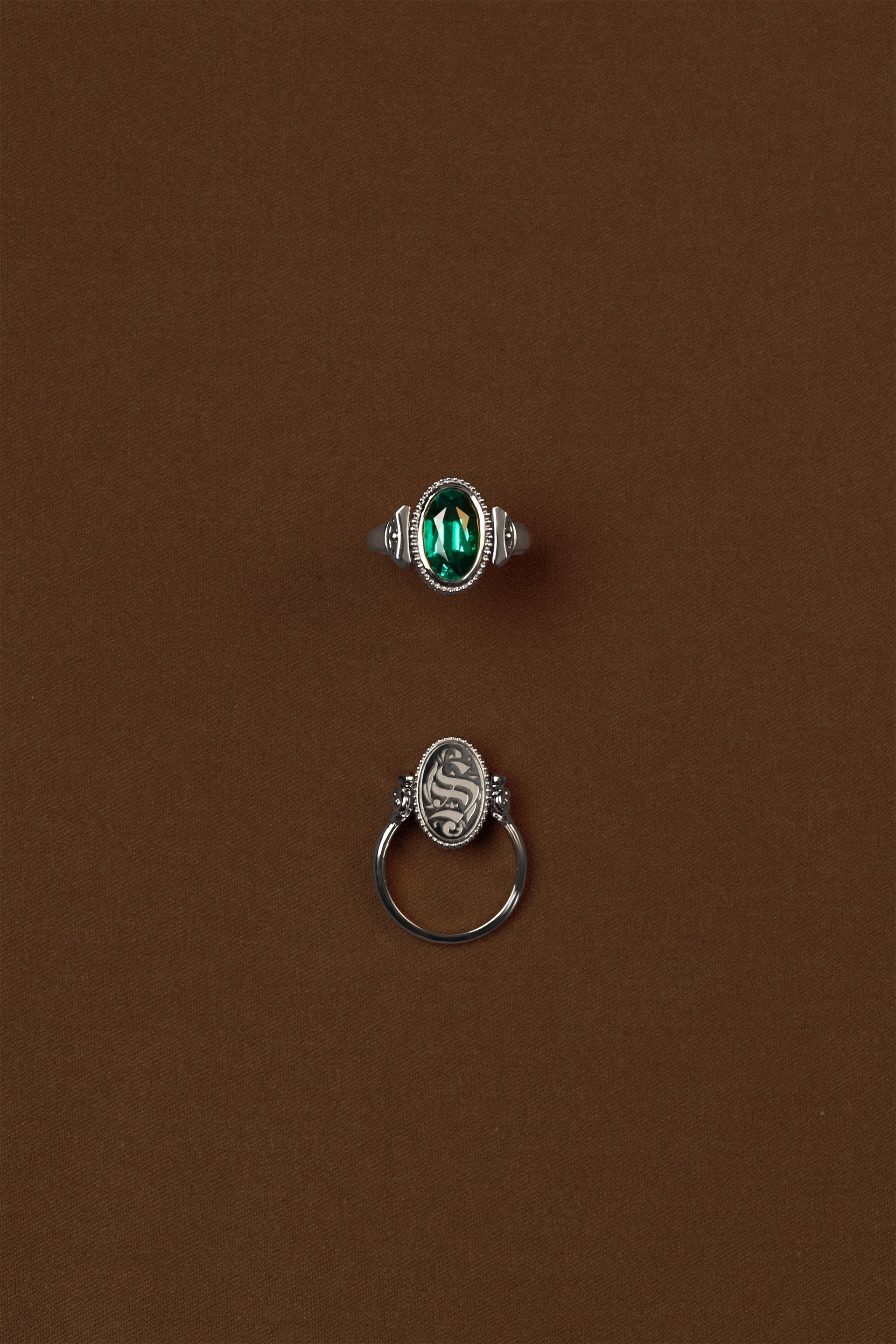 “Regency” Emerald Duality Signet Ring